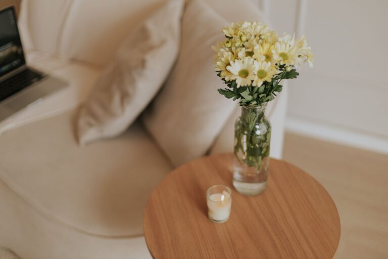 Tips for Creating a Cozy and Productive Home Office Space
